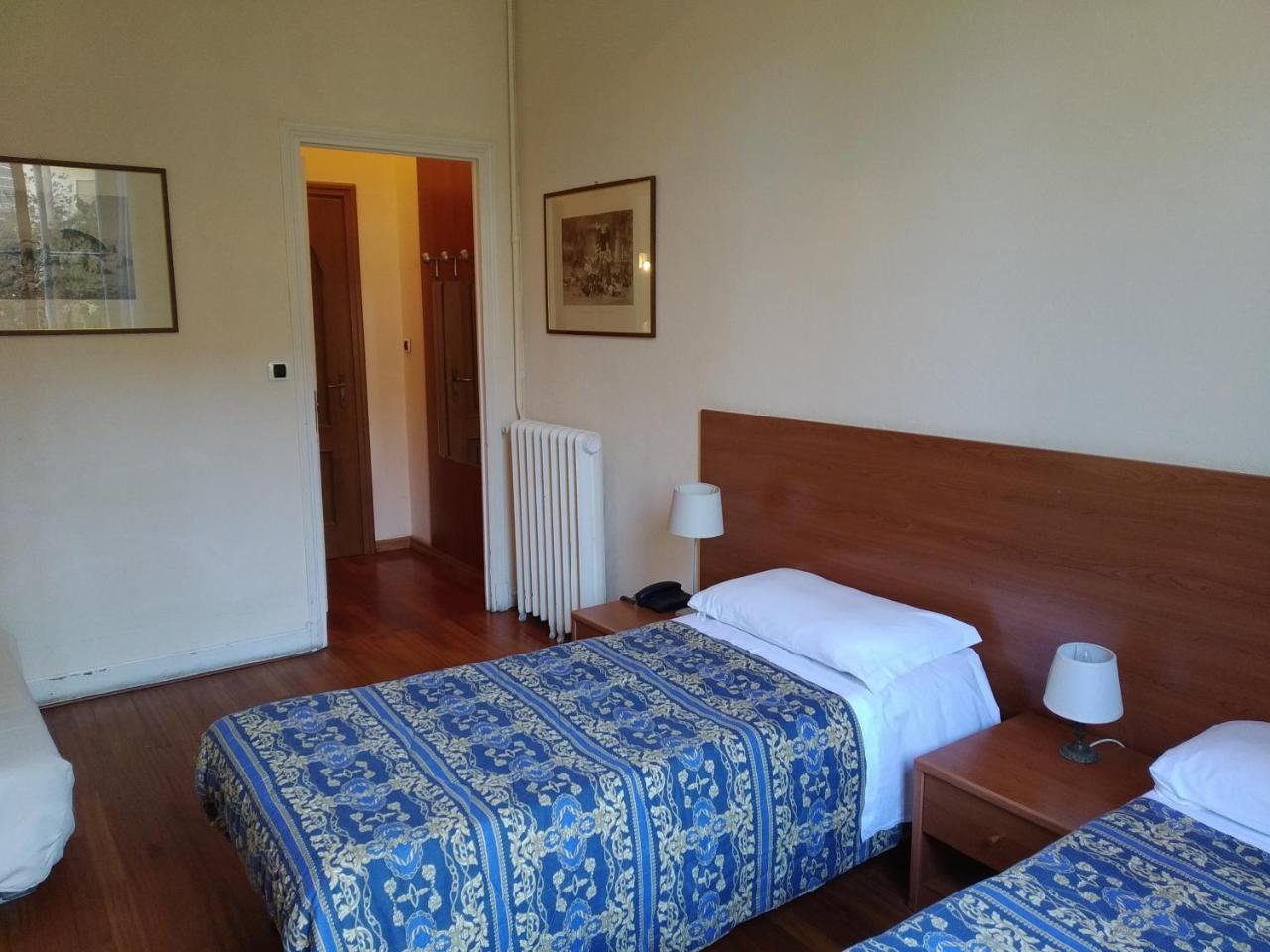 Hotel Lucciola บอร์ดิเกรา ภายนอก รูปภาพ